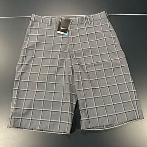 NWT Nike Shorts Dry Fit Men’s Flat Front Golf Shorts 32 Dark Gray